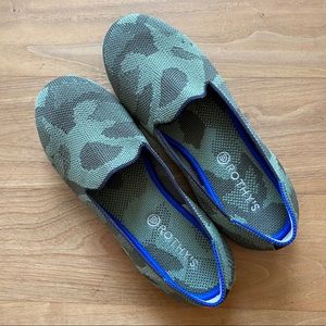 Rothy’s Olive Green Camouflage Girls’ Loafer
